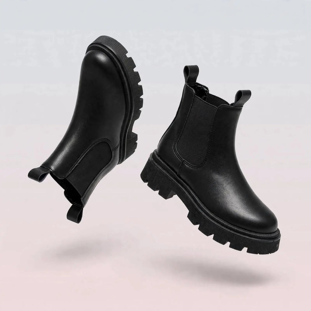 Women's Urban Edge Chelsea Boots – Classic