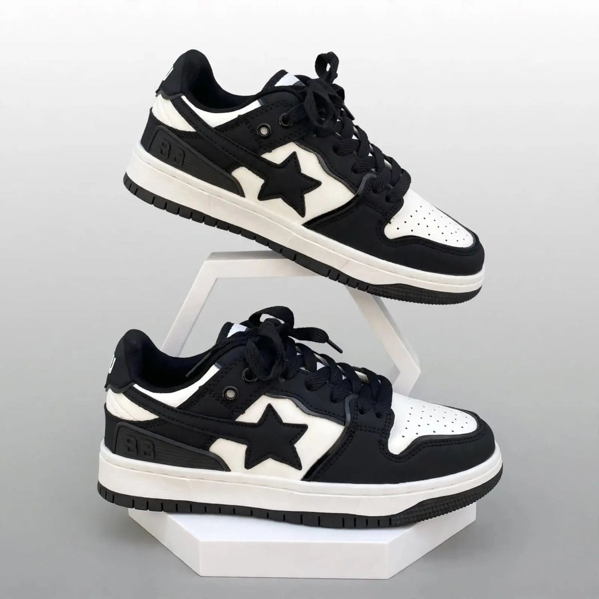 Starline Retro Sneakers – Black & White
