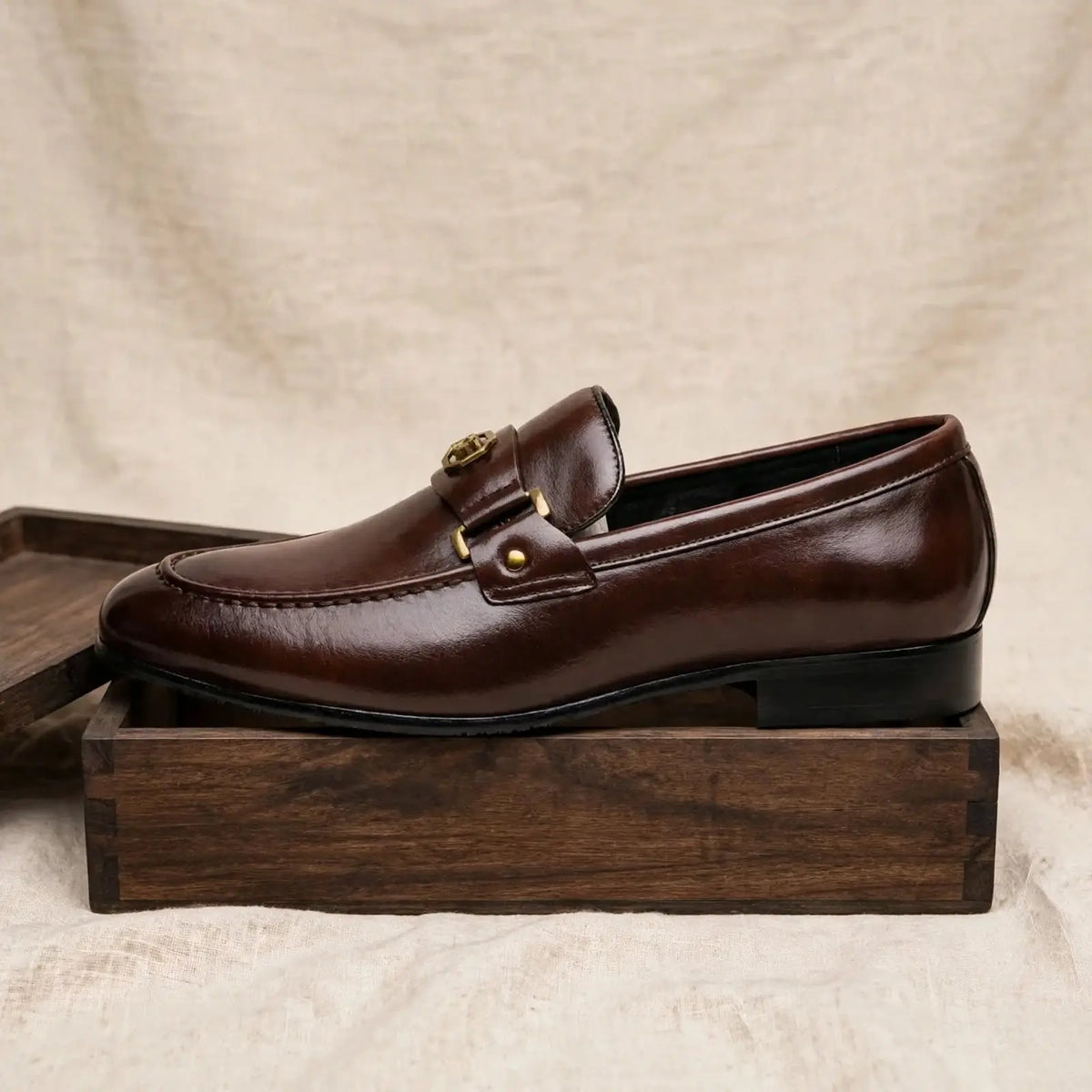 Men's Classic Gold Emblem Loafers -Slip-On
