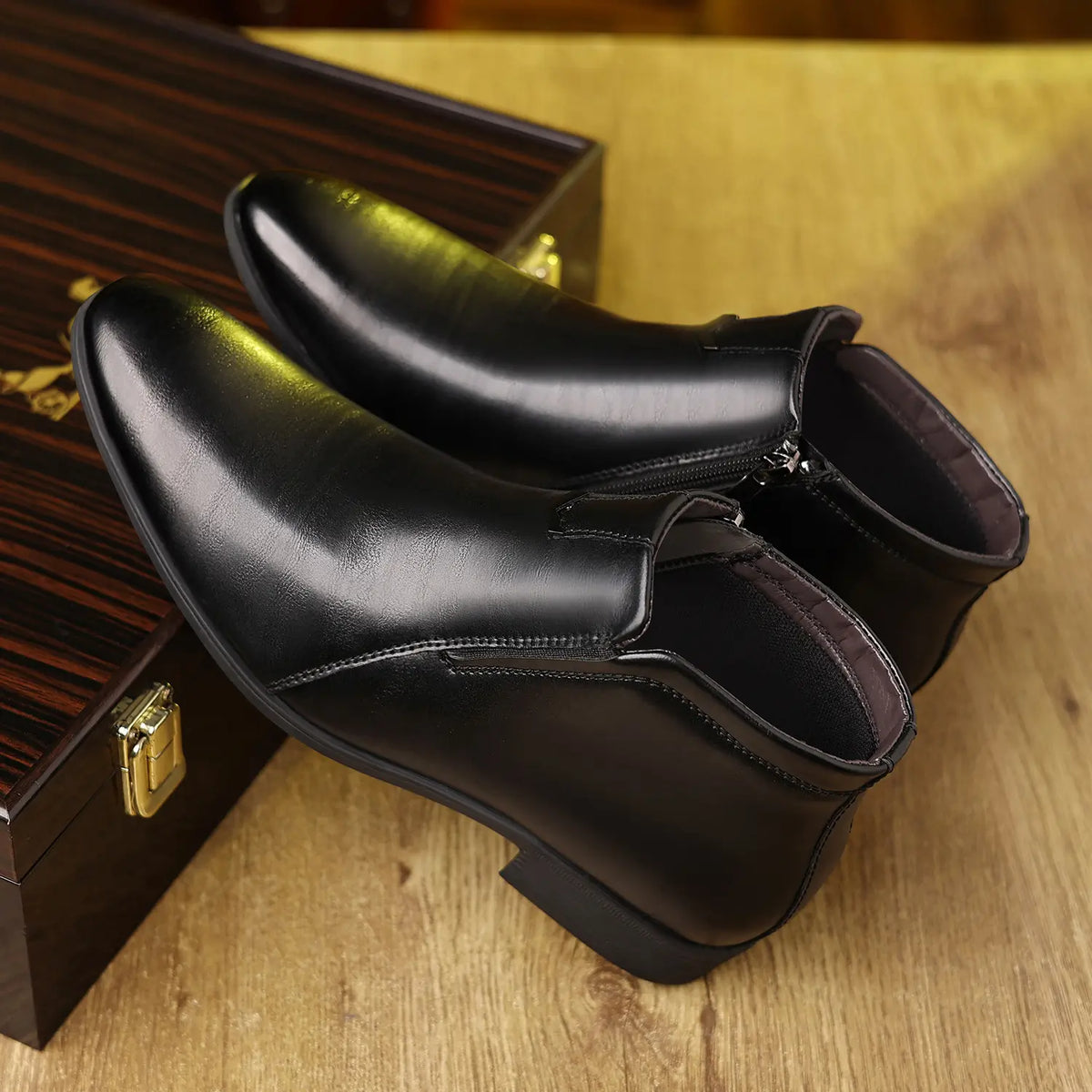 Men's Pointed-Toe Fashion Boots