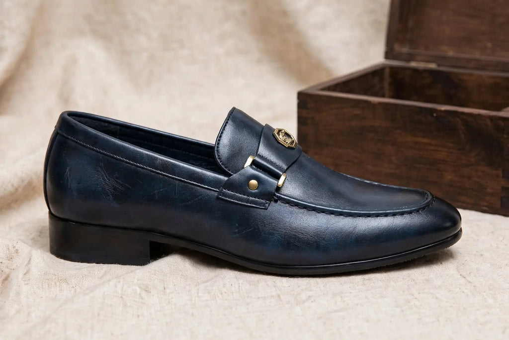 Men's Classic Gold Emblem Loafers -Slip-On