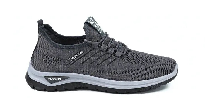 Light Sneaker With Soft Bottom