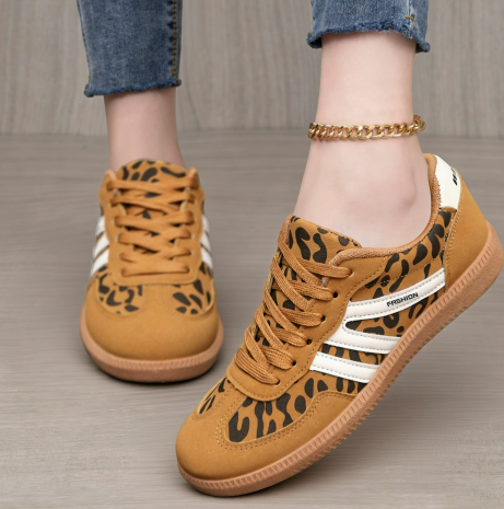 Women's Heritage Stripe Retro Sneakers