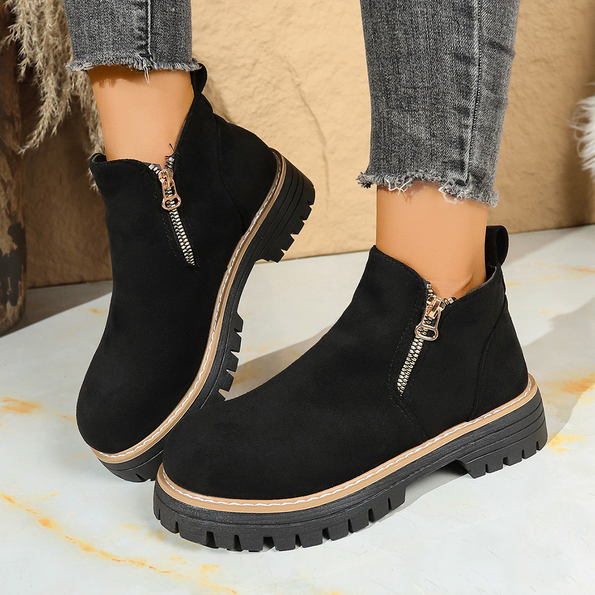 Women's UrbanEdge Ankle Boots