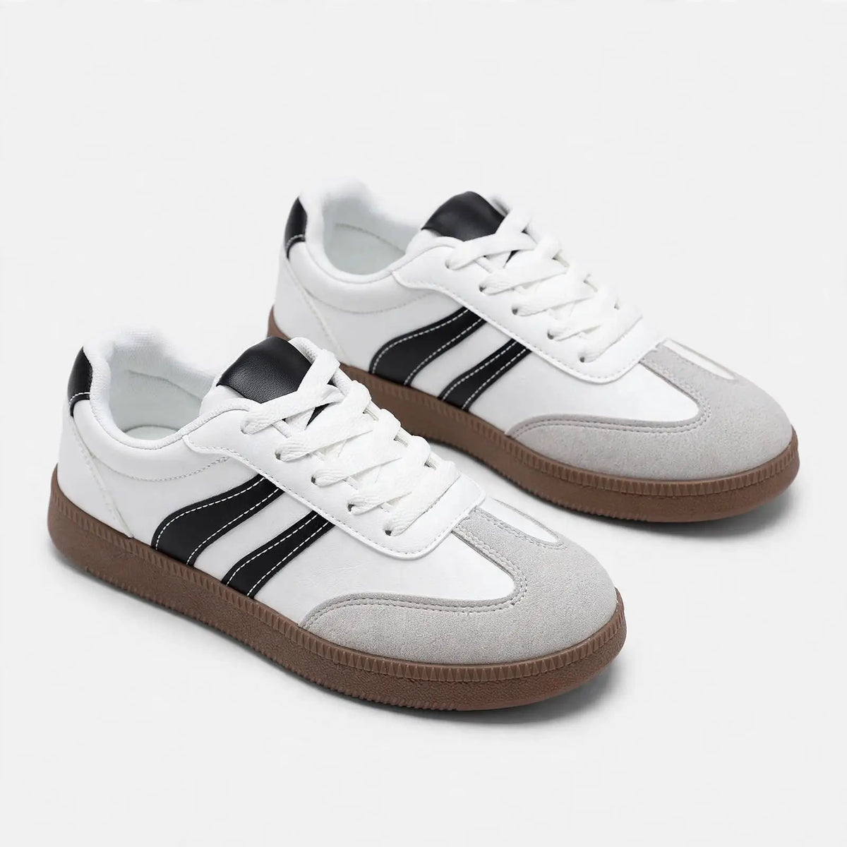 Women's Retro Flex Classic Sneakers